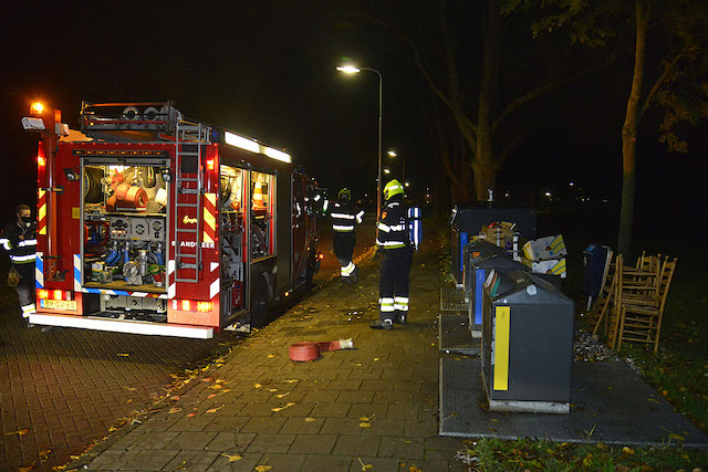 2020/194/20201025-19u43 GB 002 Containerbrand Rijstvogelstraat.jpg